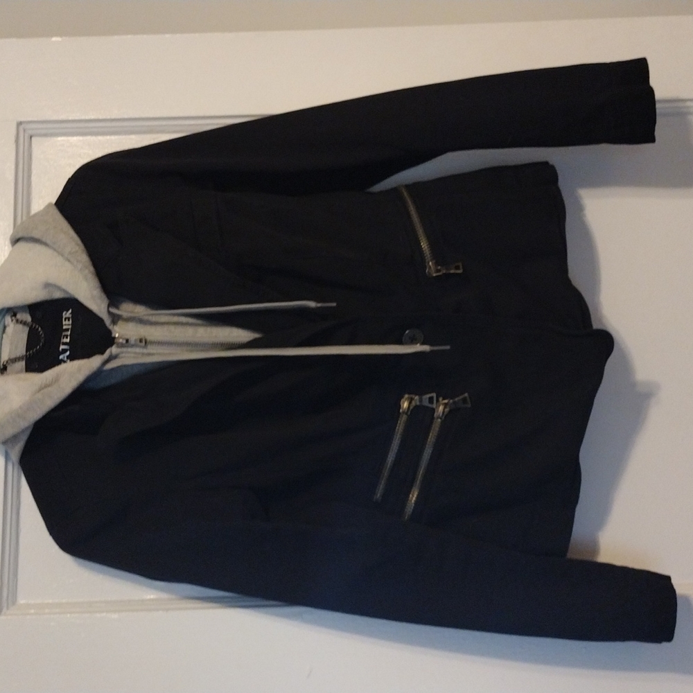 LaTelier black jack with grey hoodie inset